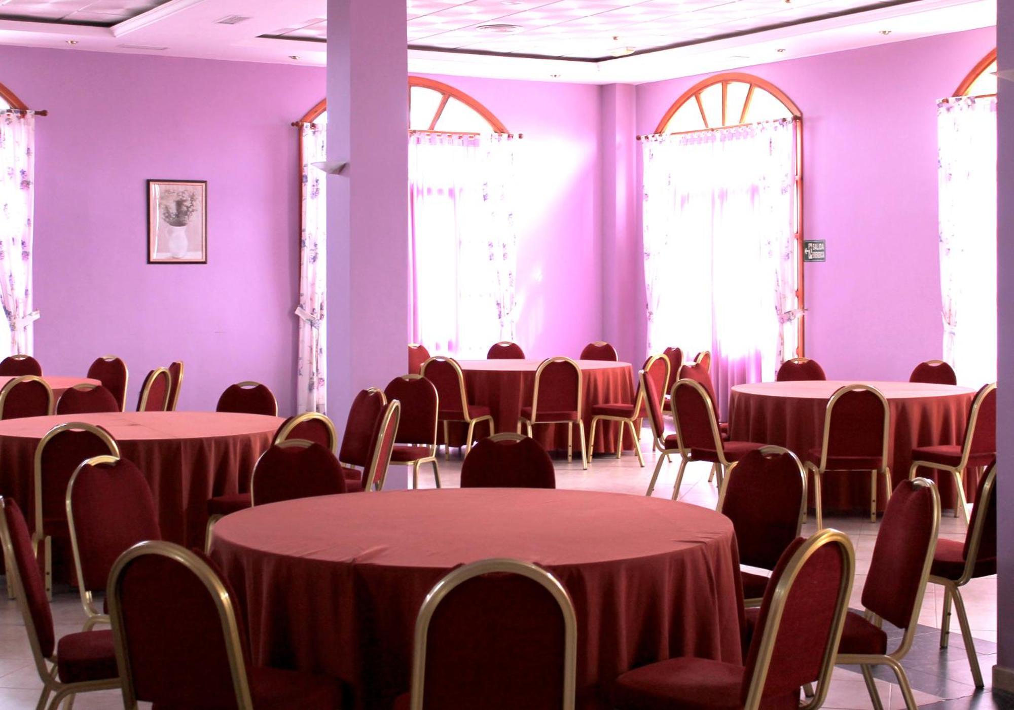 Hotel Los Barruecos By Croma Malpartida de Cáceres Zewnętrze zdjęcie